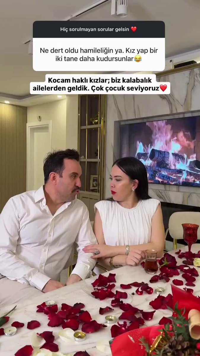 Özlem Öz ve Tayyar Öz çifti, 5. çocuklarını eleştirenlere cevap verdi: “Etkileşim için çocuk yapan ş*refsizdir”