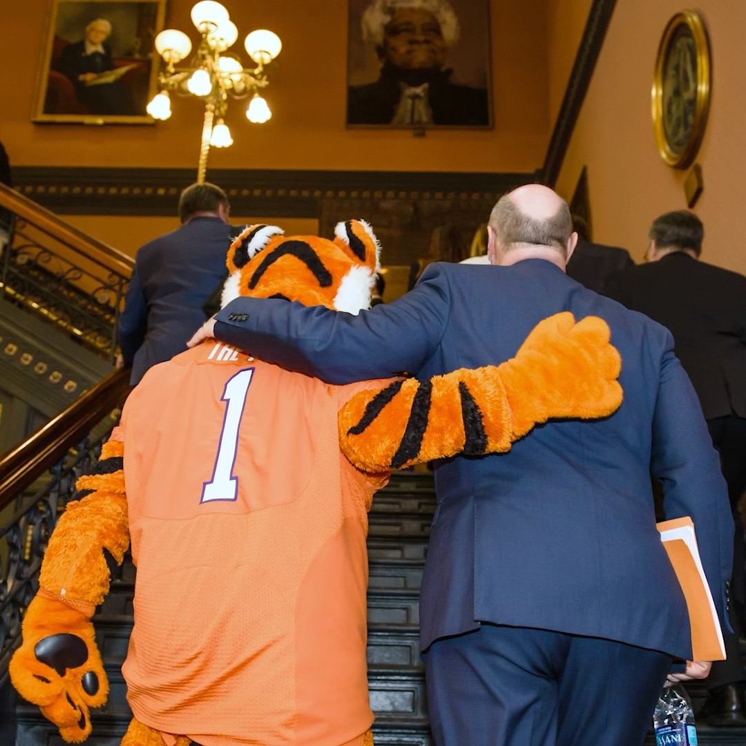 Thank you, Clemson President. 🧡 Because of your leadership and service, the value of the Tiger paw has never been higher, and the best is yet to come.