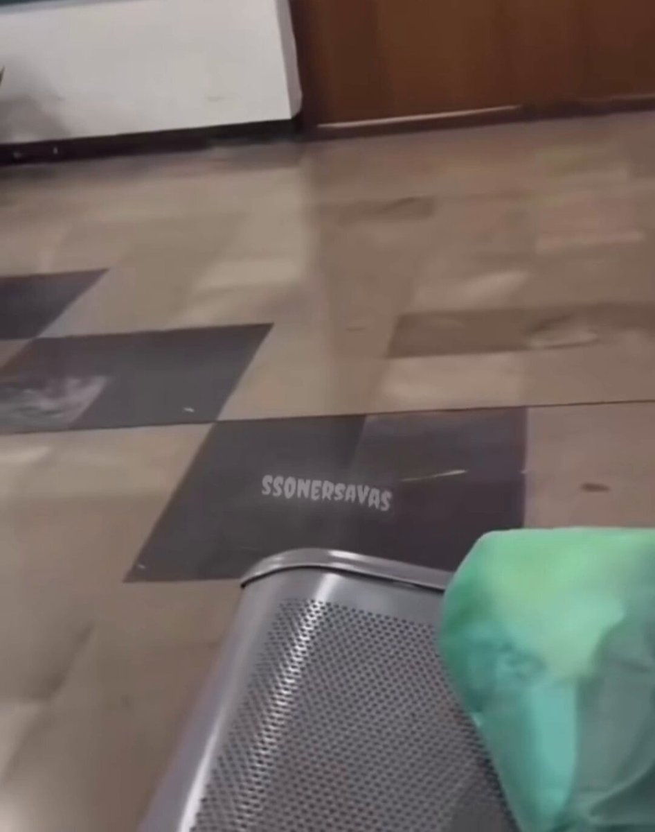 Erden Timur hapishaneye götürülüyor