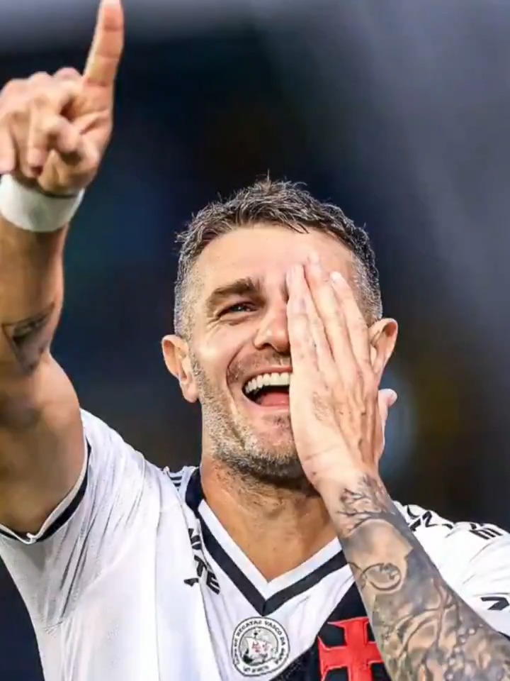 "Vegetti": Porque informan que Boca evalúa la incorporación de Pablo Vegetti, Matías Arezo o Jonathan Calleri