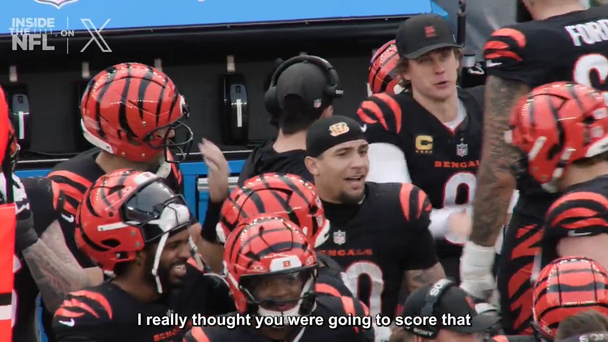 #Bengals QB Joe Burrow mic’d up after his 21-yard completion to OT Cody Ford