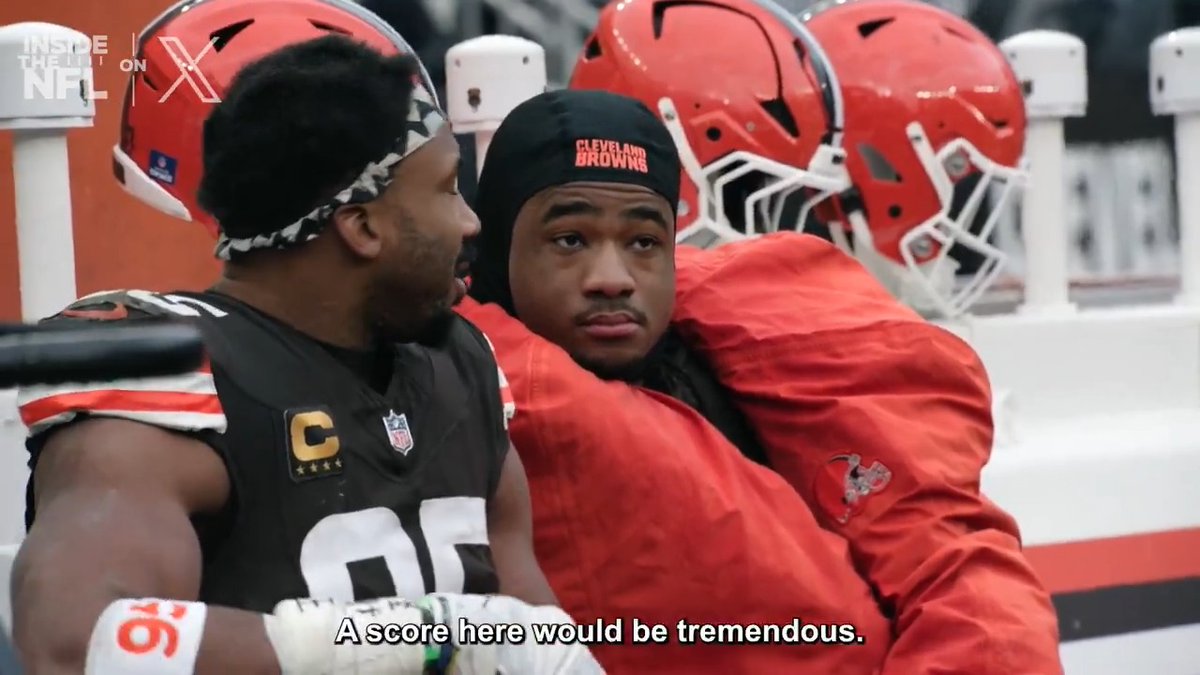 "A score here would be tremendous" - Myles Garrett And Shedeur Sanders and the Cleveland Browns offense did just that 😌 @insidethenfl Week 17 Mic'd Up on X