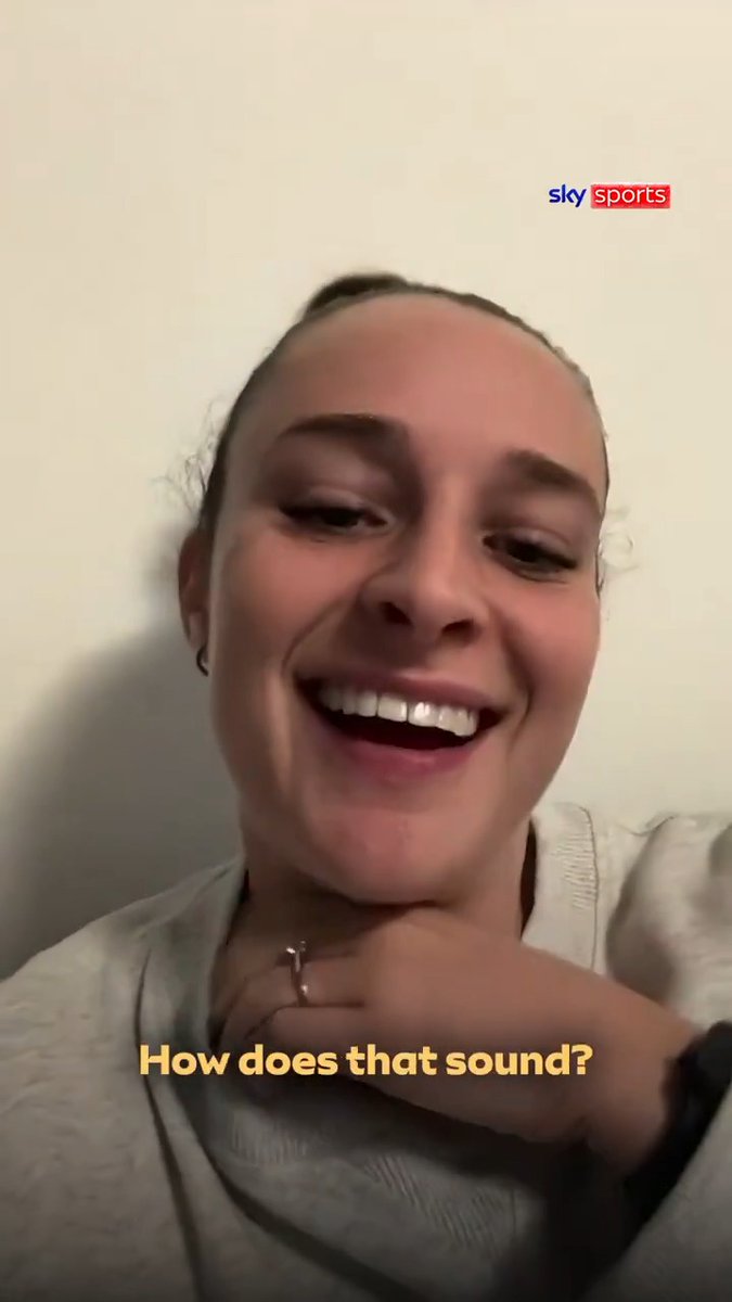 "If you want me to do an exercise you better curtsey before you tell me what to do!" 😂 Ella Toone reacts to being awarded an MBE as part of the New Year’s Honours list for 2026 ✨