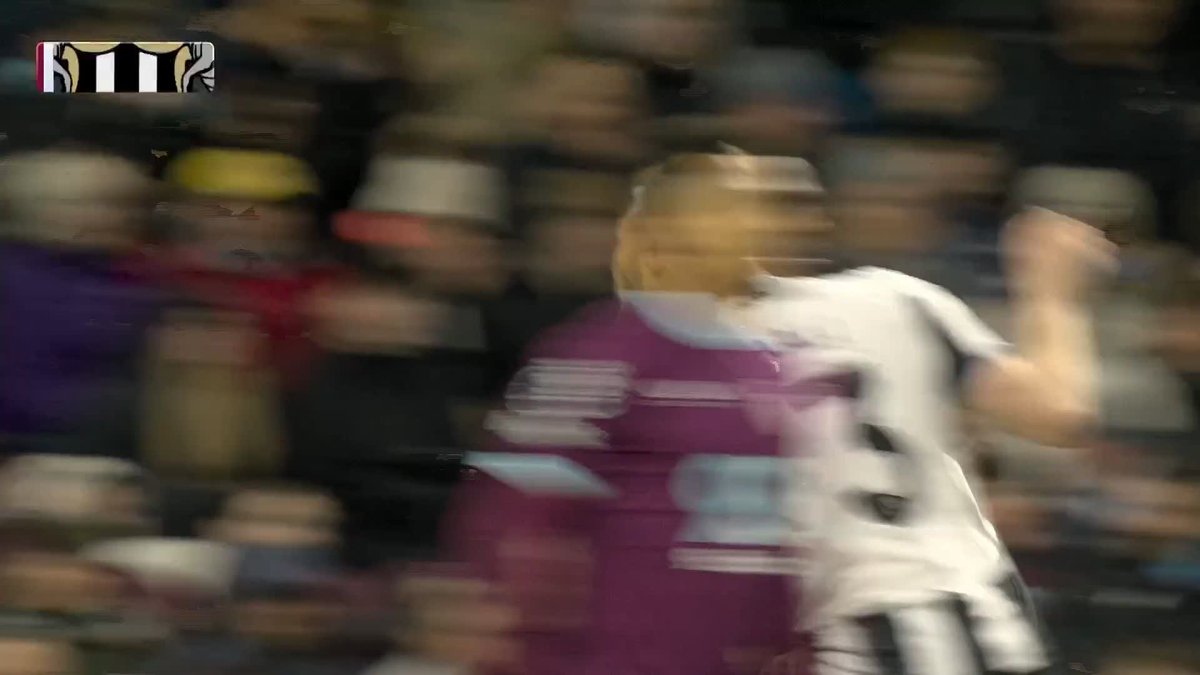 Joelinton scores for Newcastle after just ONE minute! 😰