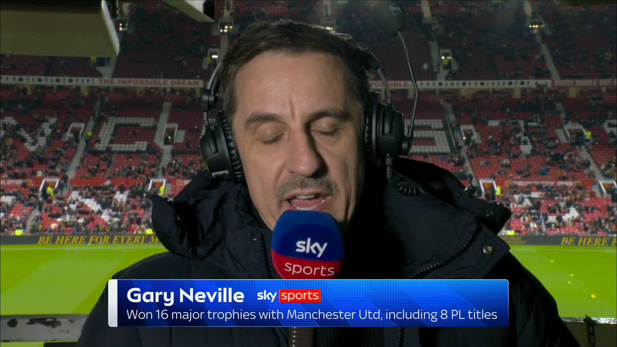 🗣️ "He's had to change because the team have not played well enough in that system" Gary Neville on Ruben Amorim saying he didn't want to change the formation because of media pressure 🤔