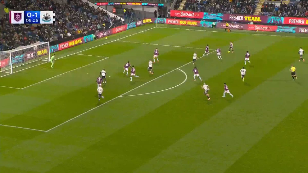 First Premier League start for Newcastle, first Premier League goal for the Magpies... Yoane Wissa! 👏