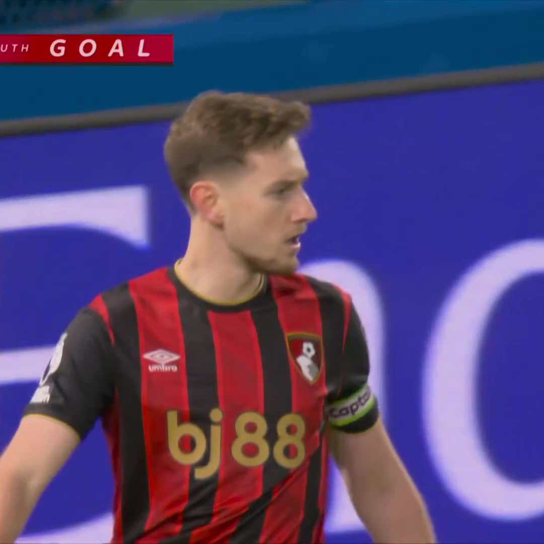 BOURNEMOUTH LEAD AT STAMFORD BRIDGE. 🍒 David Brooks bundles it in from a long throw-in to take the lead over Chelsea.