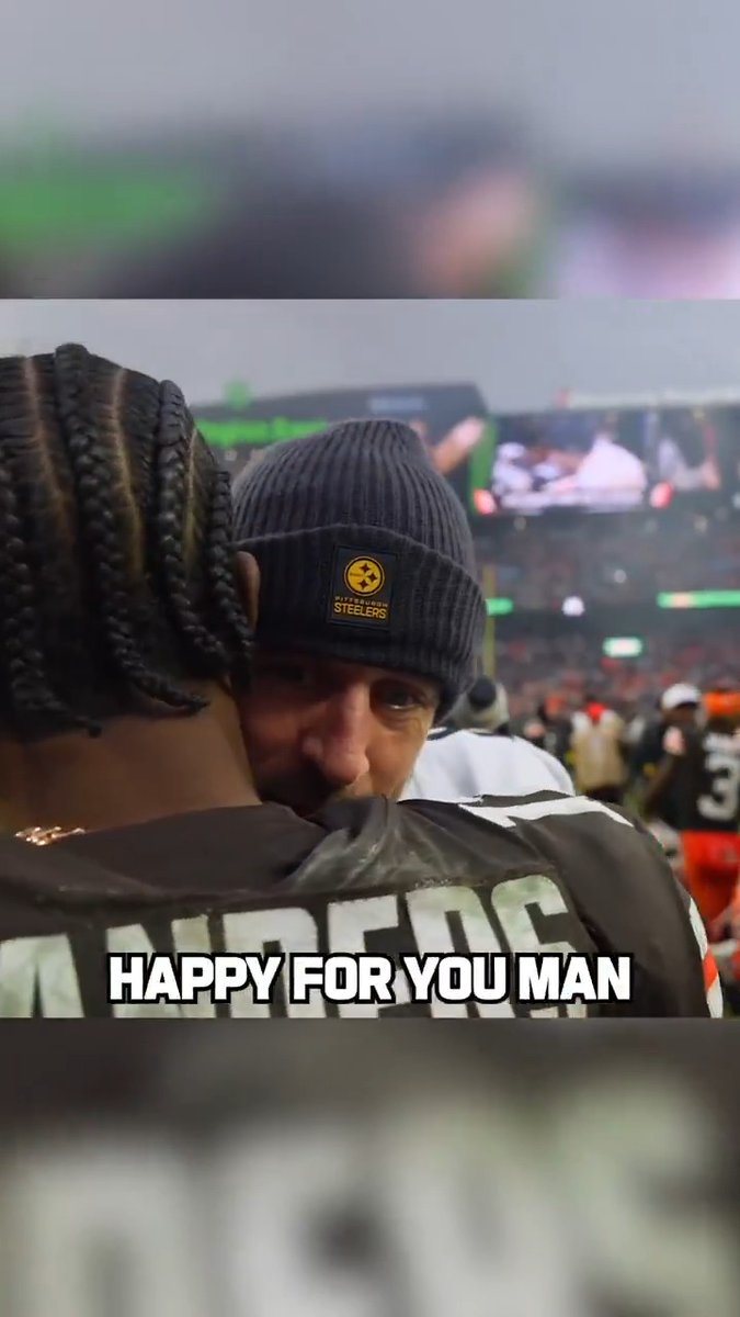 .Aaron Rodgers and Mike Tomlin had some kind words for Shedeur Sanders postgame ❤️ (via Deion Sanders Jr)