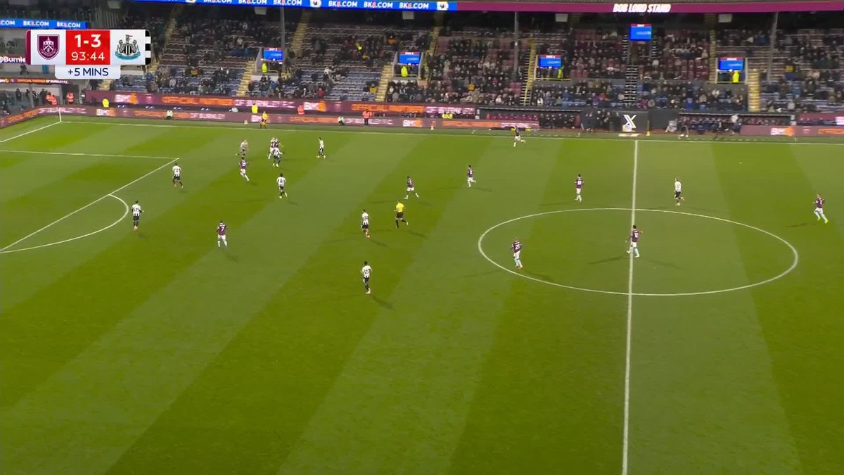 A defensive disaster for Burnley as Bruno pounces to score! 😮
