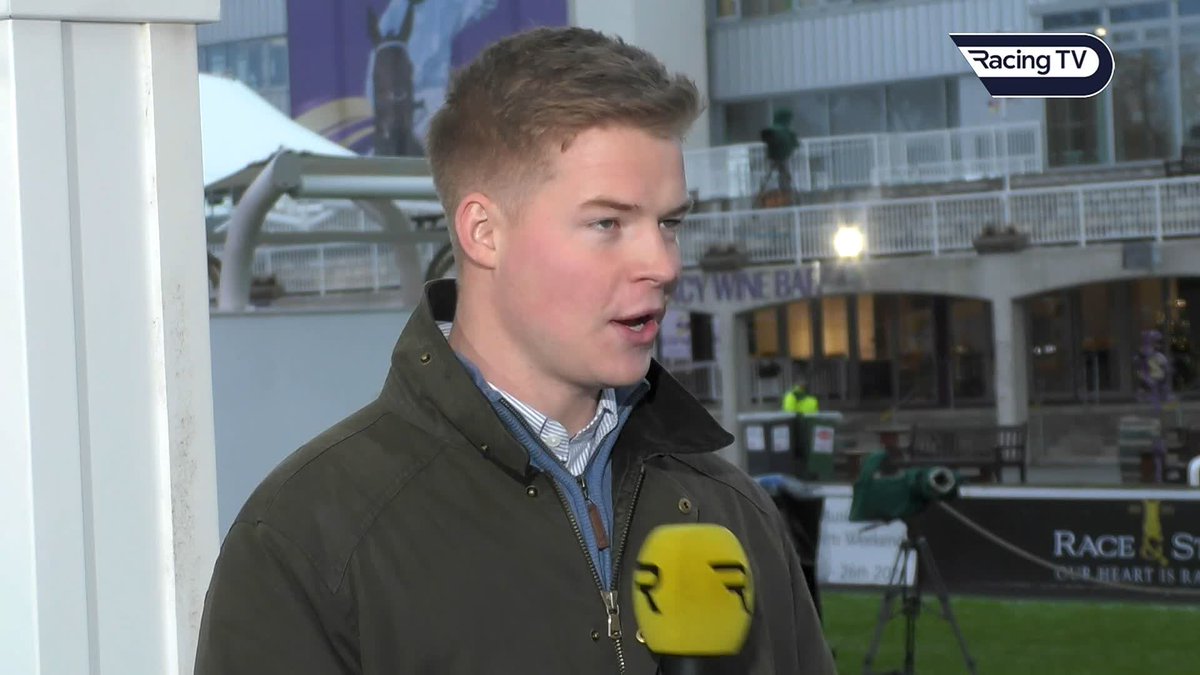 🗣️ "It's hard to watch a Gold Cup winner like he has." A tame effort from Inothewayurthinkin in the Savills Chase who looks to have regressed so far this season Andrew Blair White | Lydia Hislop | Joshua Stacey | Paddy Power