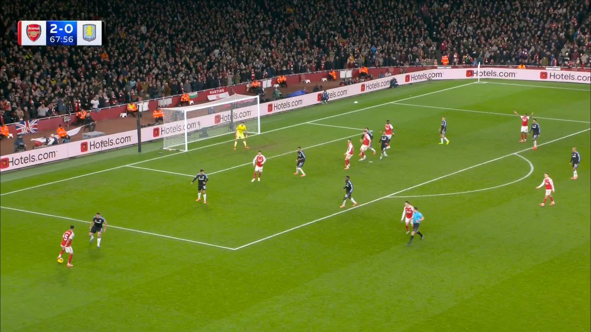 Leandro Trossard fires in a third and Arsenal are running riot against Aston Villa 🤯