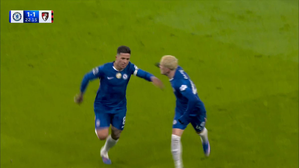 Enzo Fernรกndez marked his 100th Premier League appearance for Chelsea with a wonderful strike ๐ฅ