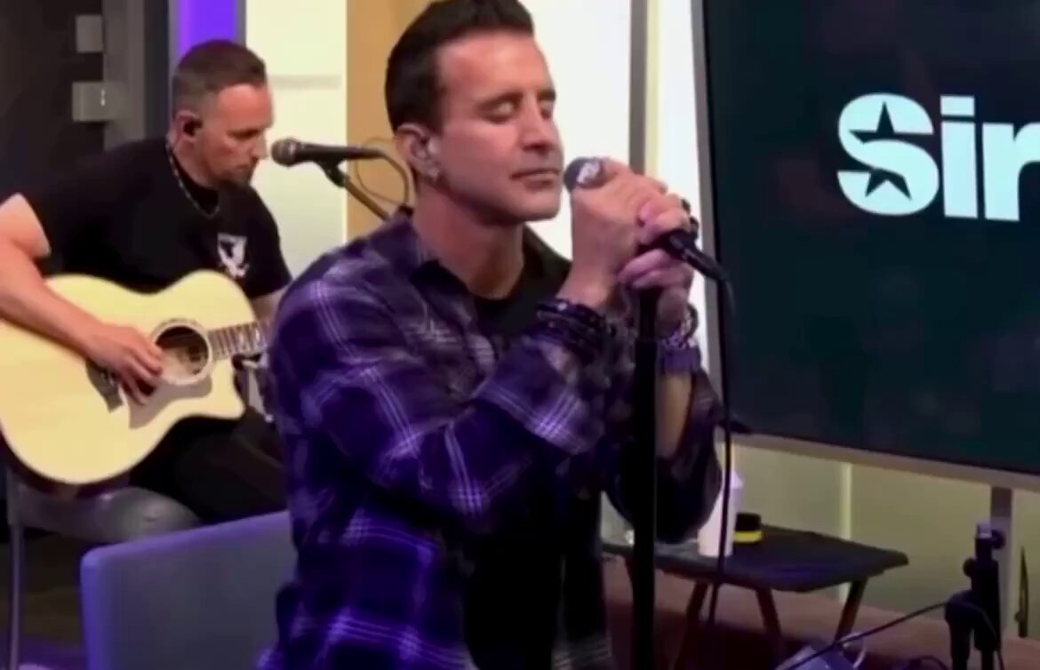Acoustic version better than original ?? 🎶👀🔥