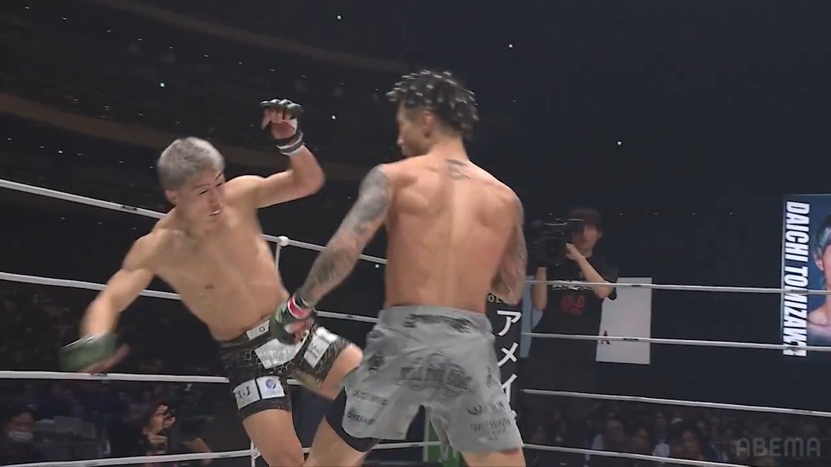 【🔴LIVE】RIZIN 師走の超強者祭り 第3試合 篠塚辰樹 vs. 冨澤大智 2年前の大晦日に対戦した2人。 再戦を制すのはー。