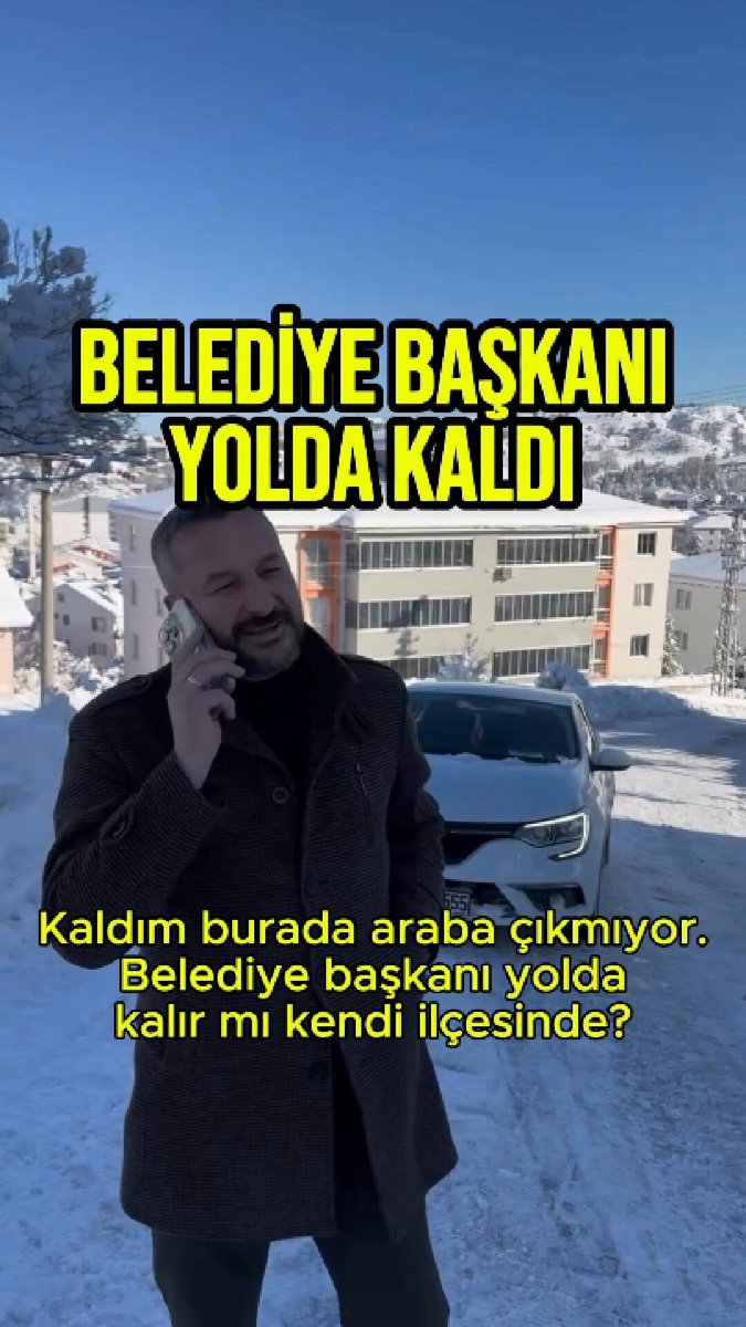 Karabük'ün Eskipazar ilçesinde denetime çıkan Belediye Başkanı Serkan Civa buzlanma nedeniyle yolda kalıyor, yetkili kişiyi arayıp: "Nereyi tuzladınız, kaldım burada araba çıkmıyor. Belediye başkanı kendi ilçesinde yolda kalır mı..." 😆