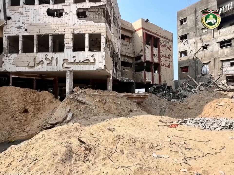 غزة مصنع الرجال وأرض الأمل..