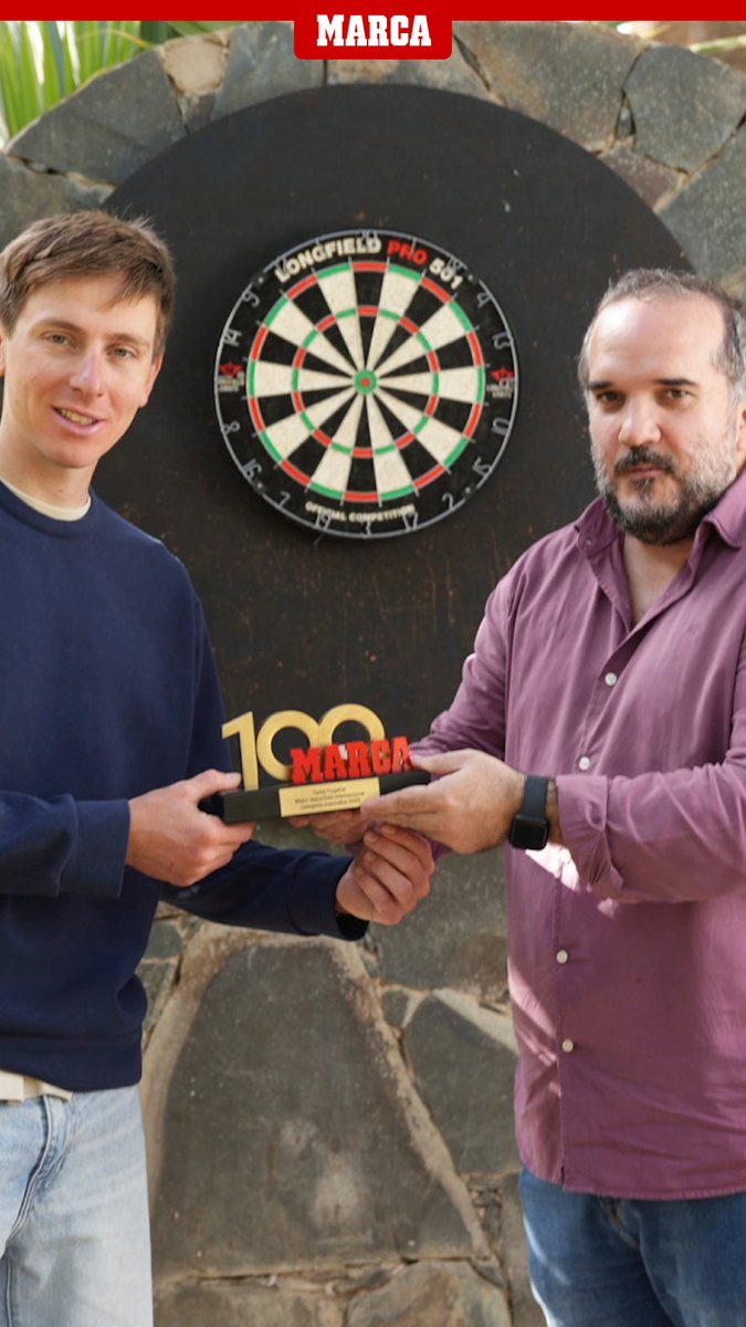 🏆Tadej Pogačar triunfa en #Los100 como mejor deportista internacional. El esloveno, tras recoger el premio, atendió a MARCA 🎙️Con Nacho Labarga Adán y José Rodríguez