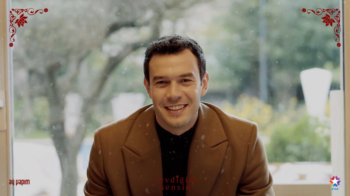 Bakın size kimleri getirdik! 🫶 Sevdiğim Sensin dediğiniz kim varsa, bu yıl sizinle olsun ya da sizi bulsun. 🍀 #SevdiğimSensin yakında Star’da! 🌼 Sevdiğim Sensin AY YAPIM
