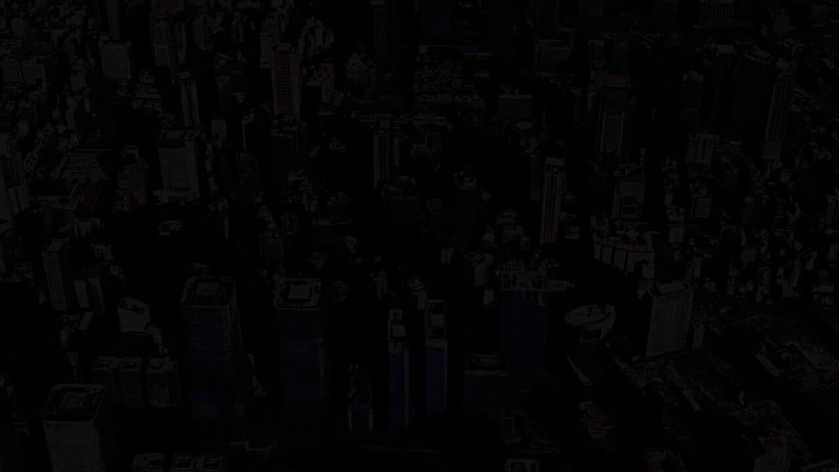 【#特撮Boyz 新章始動】 ​加速する新生「特撮Boyz」誕生へのカウントダウン。 空を駆けるドリムが捉えたのは、街に散らばる「適合の光」。 ​ひとつ、またひとつ。 灯った光は線で結ばれ、新たな物語の形を成していく。 📺 ​次に共鳴するのは、誰だ 次回公開：2026年1月14日(水)