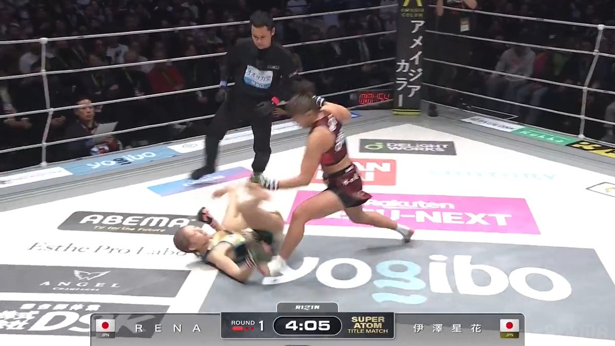 【🔴LIVE】RIZIN 師走の超強者祭り 第11試合 女子スーパーアトム級タイトルマッチ 伊澤星花 vs. RENA 試合前からバチバチの両者...！ リング上でも激しい展開に！