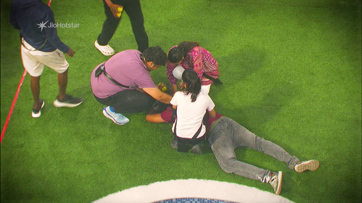 Sabari'ku ena achu.. 😱 Bigg Boss Tamil Season 9 - இப்போது 24x7 ஒளிபரப்பாகிறது JioHotstar-ல் #BiggBossTamilSeason9 #OnnumePuriyala #BiggBoss9 #BB9promo #VijaySethupathi #BiggBossTamil #BB9 #24*7Live #24x7StreamingNow #JioHotStarTamil #JioHotstar