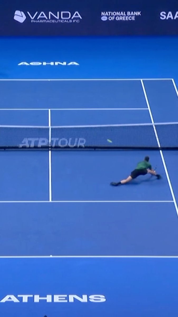 Novak Djokovic was still bending physics in 2025 🤸 Over 20 years of professional tennis and still such an incredible athlete 💪