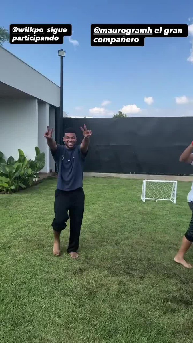 “Frank Fabra” Por los comentarios de los usuarios sobre esta tijera que metió el ex futbolista de Boca