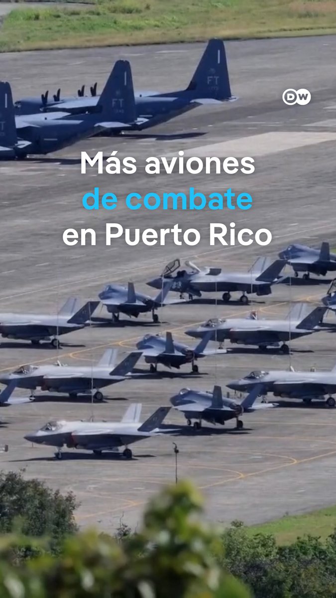 Aviones de combate de EE. UU. se concentran en Puerto Rico en medio de las tensiones con Venezuela Una unidad de cazas F-35B Lightning II del Cuerpo de Marines de EE. UU. arribó a la base naval de La Ceiba, en Puerto Rico, como parte del amplio despliegue militar estadounidense en el Caribe, que supera los 15.000 efectivos e incluye un portaaviones. Washington fortalece así su presencia militar en Puerto Rico mientras Caracas denuncia un plan para derrocar a Nicolás Maduro.