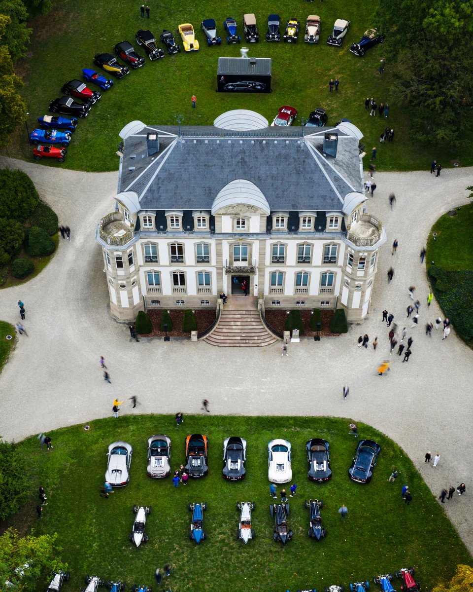 Celebrating our story and writing a new chapter – together. Thank you for sharing these precious memories from 2025 with us and joining us on our journey. To 2026 and beyond. #BUGATTI