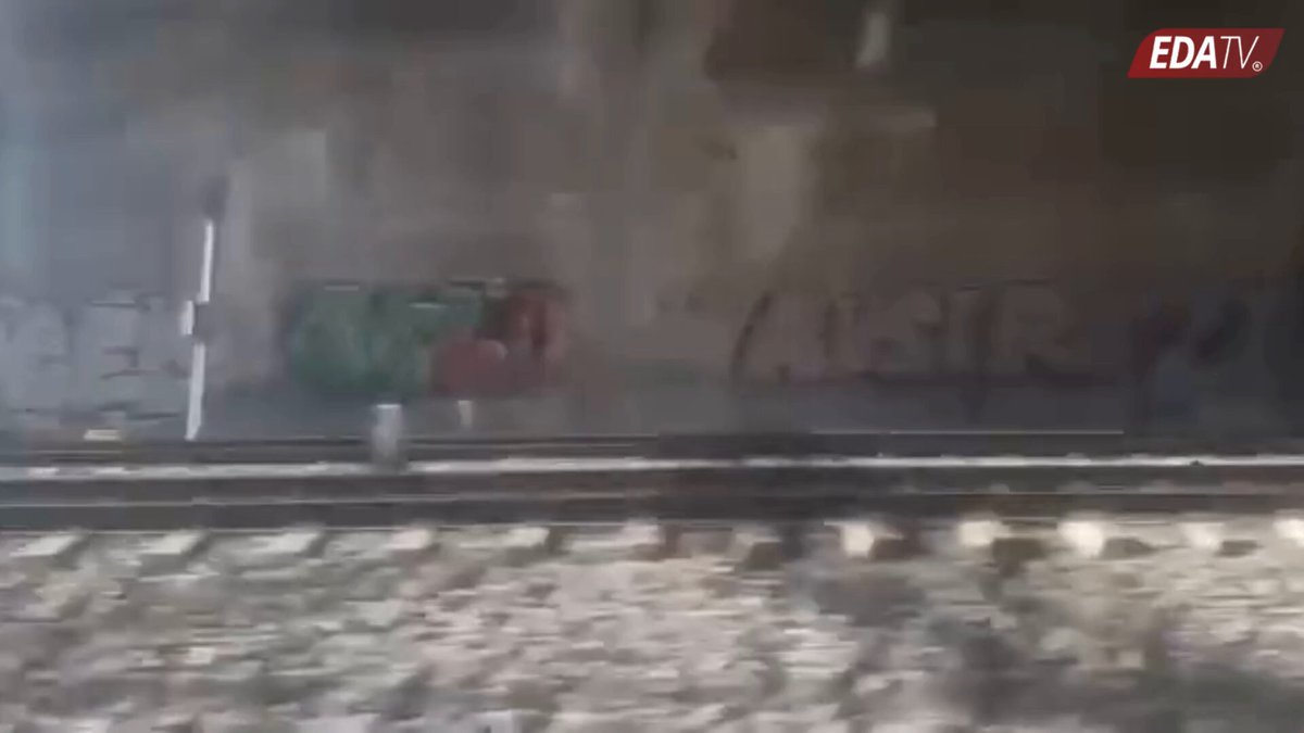 ‼️🇪🇸 | Así ha quedado el tren descarrilado en Chamartín en la previa de Nochevieja. Para Óscar Puente, el mejor momento del tren.