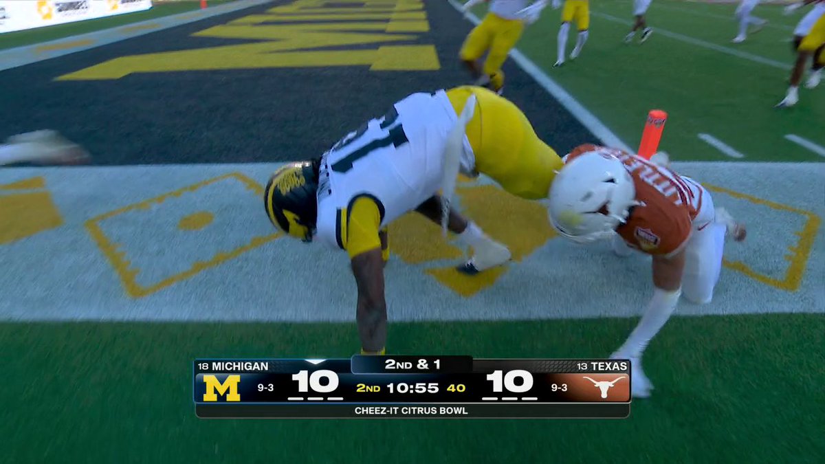 BRYCE UNDERWOOD IN THAT MODE AGAINST THE LONGHORNS 😳 No. 18 Michigan leads No. 13 Texas early on ABC and the ESPN App 👀