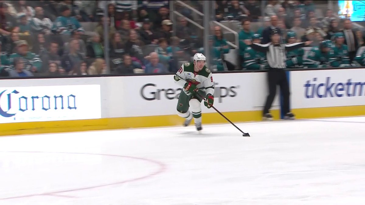 Blink and you'll miss this shot from Vladimir Tarasenko 🎯