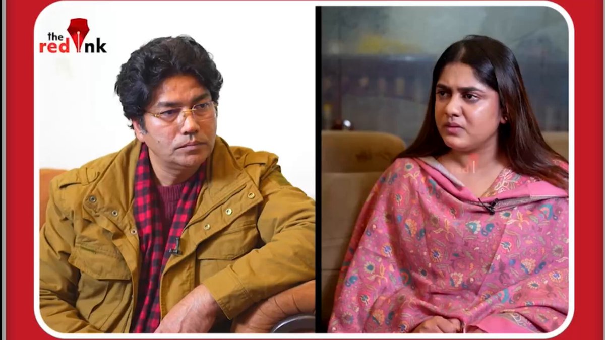 कुलदीप सिंह सेंगर की बेटी ऐश्वर्या सिंह सेंगर को सुनिए - कोर्ट में ये (सो कॉल्ड पीड़िता) मुझे गालियां देती हैं - मैंने आज तक इनके बारे में कुछ नहीं बोला है - मेरी एक आवाज पर पूरा उन्नाव धरने पर बैठ जाएगा - लेकिन हम संविधान और न्यायपालिका पर विश्वास रखते हैं, इसलिए ऐसा कुछ नहीं कर रहे हैं अपने पिता Kuldeep Singh Sengar लगे दाग को मिटाने के लिए उनकी बेटी Aishwarya Sengar का संघर्ष जारी है ऐश्वर्या के आंसू गिर रहे हैं, गालियां मिल रही हैं लेकिन Unnao की ये बेटी टूट नहीं रही है #UnnaoCase #UnnaoCaseFacts