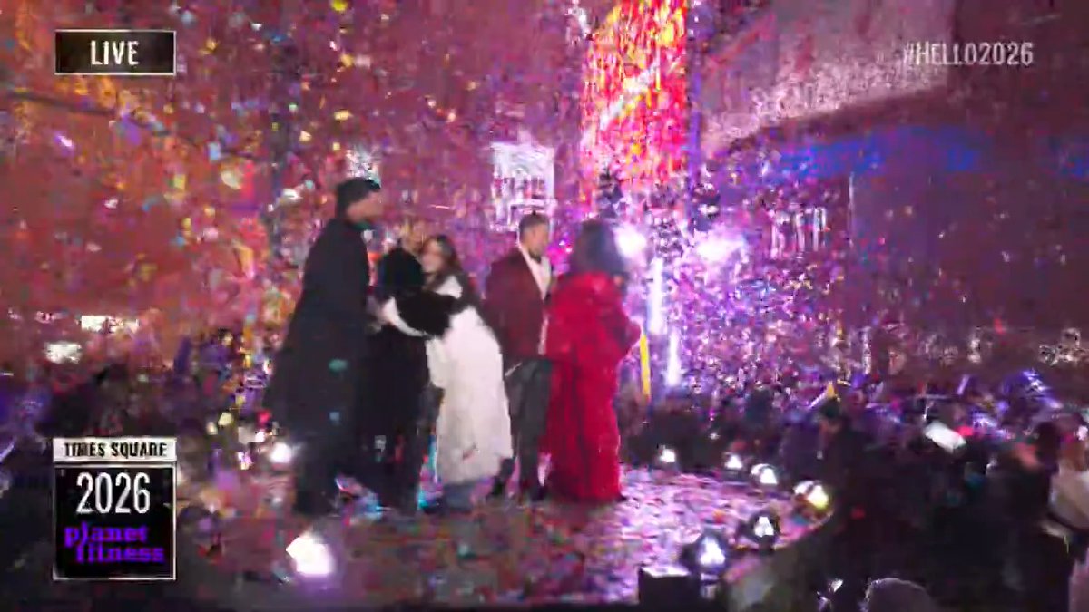 HAPPY NEW YEAR, NEW YORK! 🥳🍾 #RockinEve