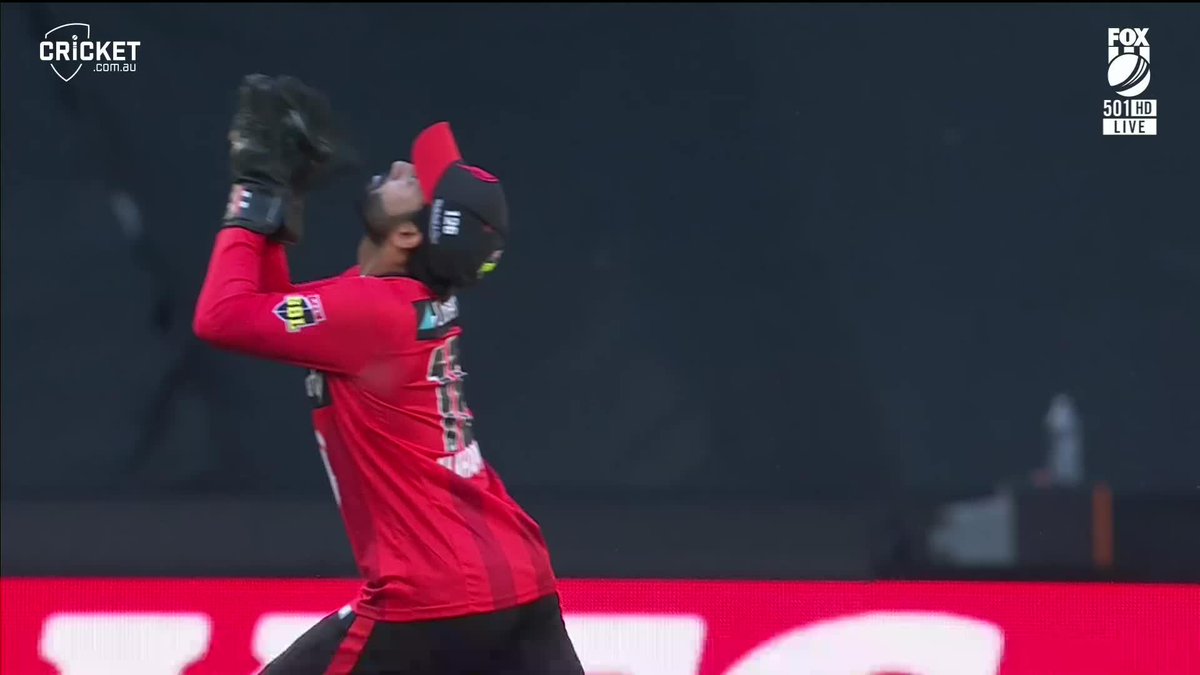 “Catch it, Rizi!” 🧤 Safe hands behind the stumps and Hughes has to go ❌ #BBL15