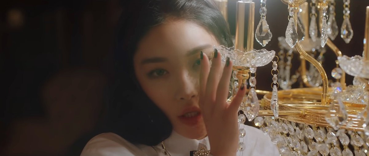 7 years ago today, Chungha released Gotta Go.