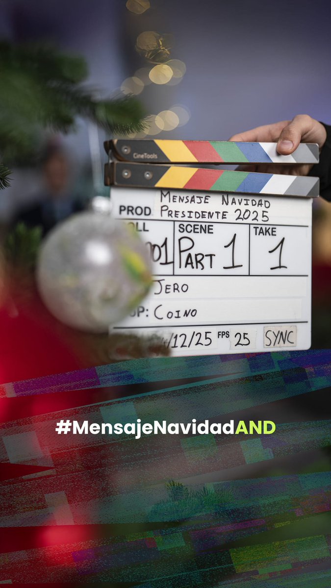 ¡El 2026 tiene que ser un gran año para #Andalucía! Muchas gracias por el respeto y el cariño a todas las personas que os acercasteis a saludar en la Alameda Principal de Málaga mientras preparábamos el #MensajeNavidadAND. Feliz Año Nuevo. Os deseo lo mejor.