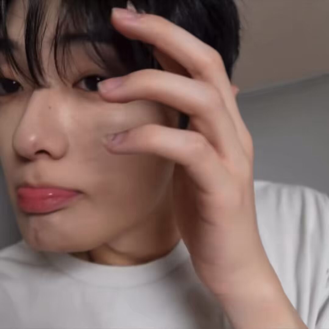 15 seconds of chung sanghyeon being the softest person ever