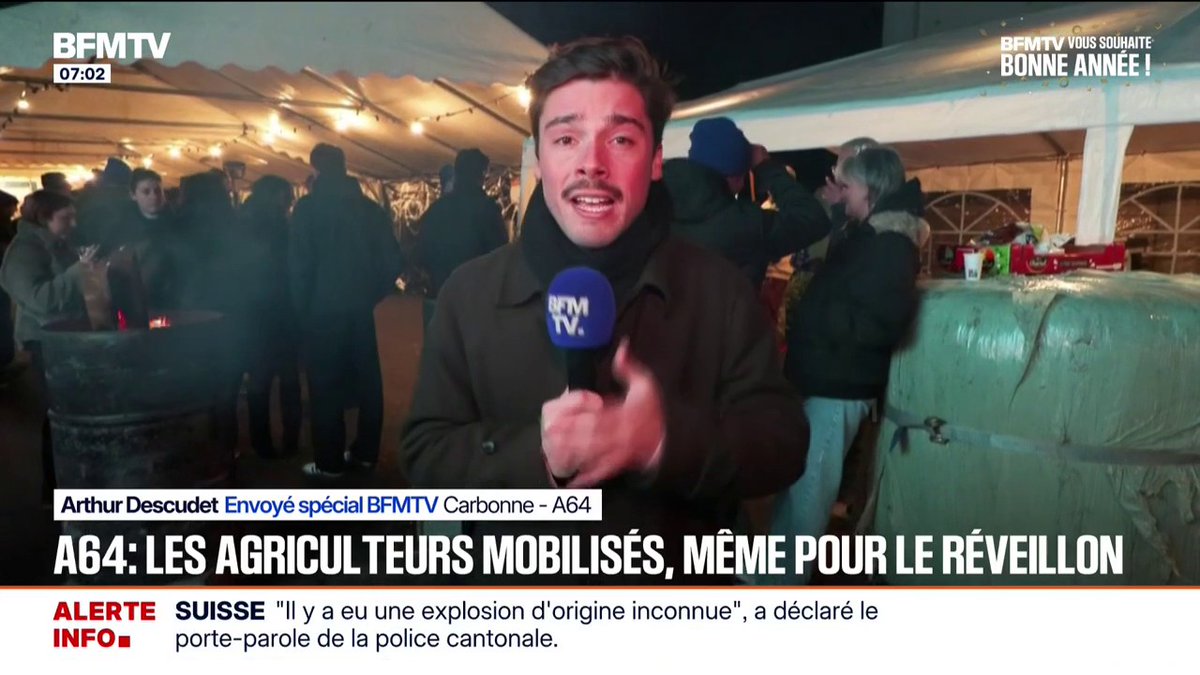 🇫🇷 FLASH 🇫🇷 - A64: les agriculteurs toujours mobilisés même pour le réveillon ‼️ La population est appelé à rejoindre le mouvement Un ♥️ si tu soutiens les agriculteurs Pour suivre l’actualité, suivez nous ‼️