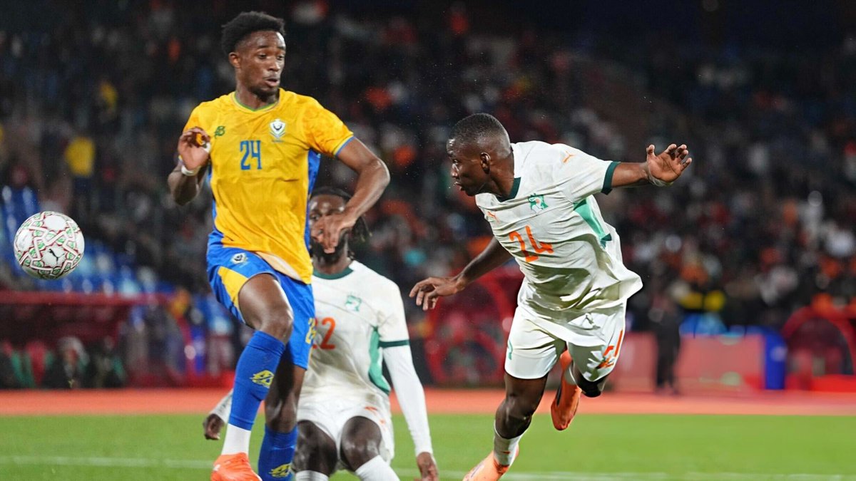 🇨🇮 First appearance at the tournament and he immediately gets the winner for the Ivory Coast. Bazoumana Touré is a massive talent.