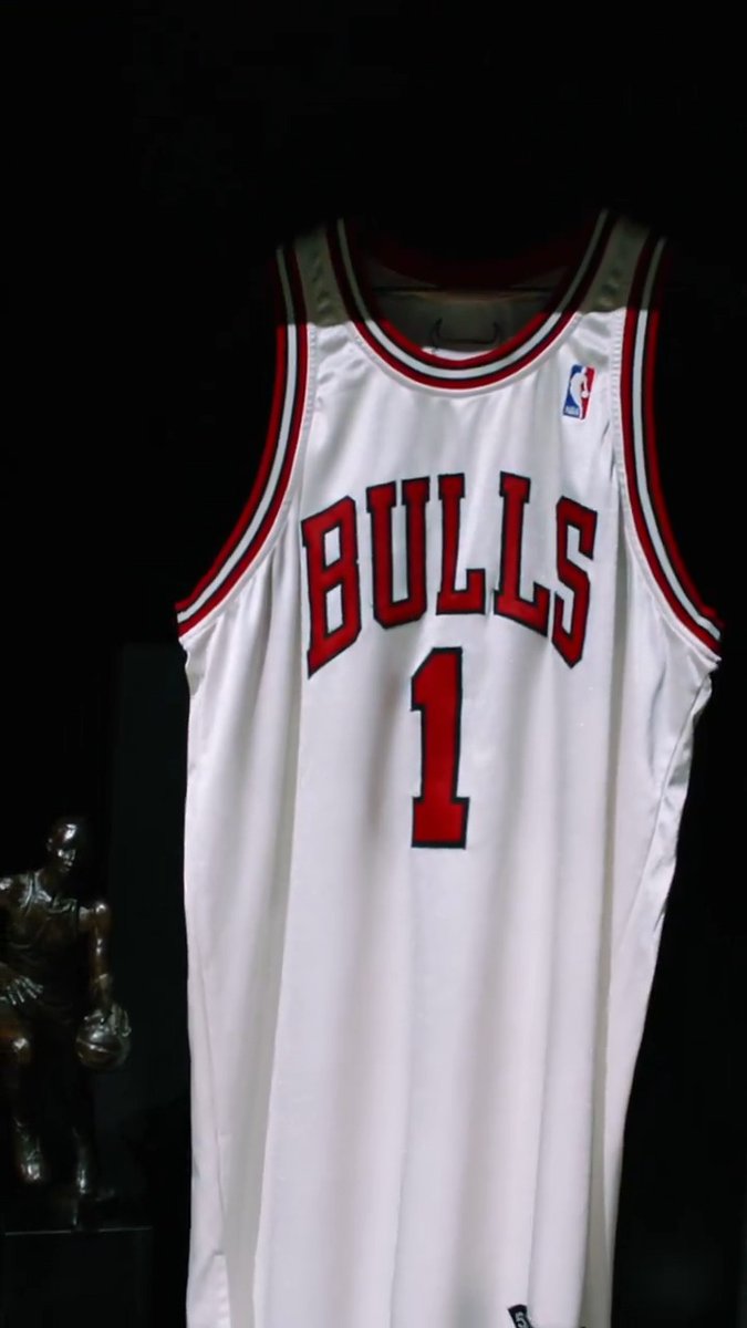 Happy 1/1 🌹 No. 1 officially goes in the rafters this month.