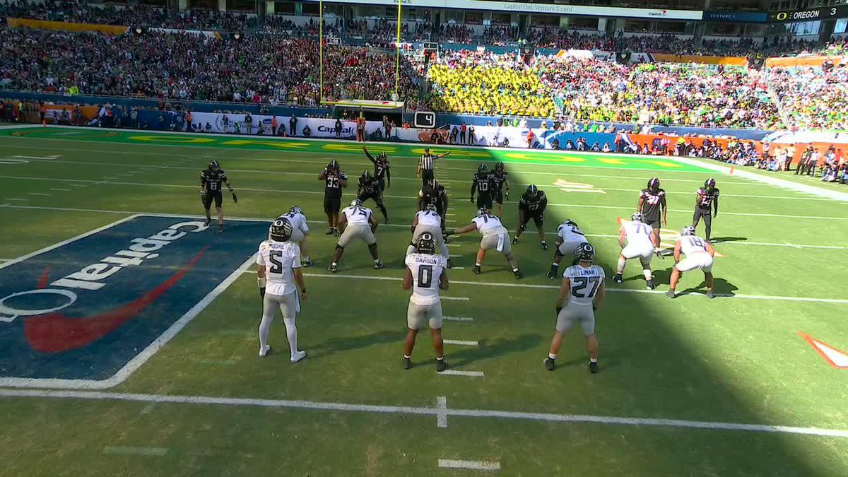 Texas Tech stops Oregon on 4th down‼️ Watch the Capital One Orange Bowl on ESPN and the ESPN App 🍊