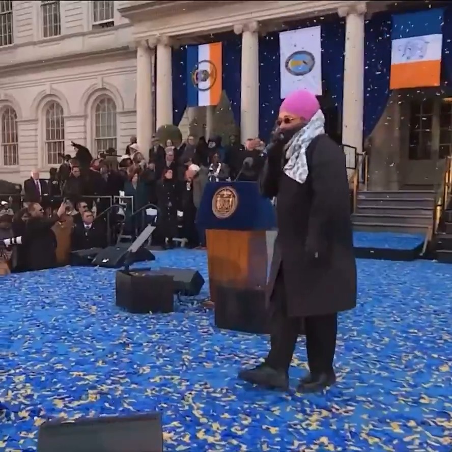 This was today at Zohran Mamdani's inauguration. This is designed to be, and in fact is, a humiliation ritual for America. Foreigners rapping in Punjabi during the inauguration of a muslim from Uganda in NYC. They're not hiding it. They're laughing at us. #CityLife #NewYork #humiliation #invasion #uganda #Punjabi #Babbulicious #Mamdani #urban #communism #islam #caliphate #democrats