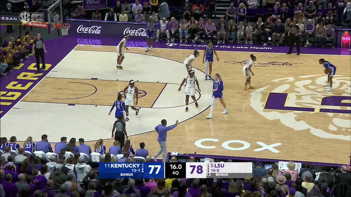 KENTUCKY. WILDCATS. 🚨 No. 11 Kentucky goes into Baton Rouge and hands No. 5 LSU its first loss of the season 😲