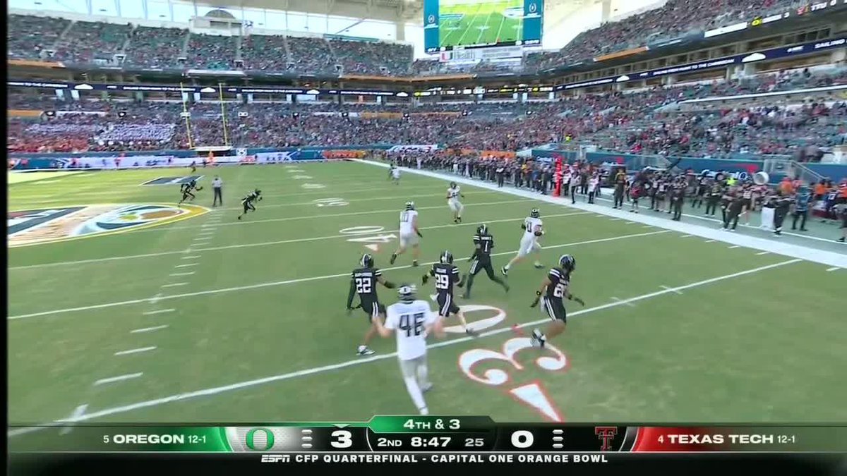 Still thinking about this Oregon Football play 🤗