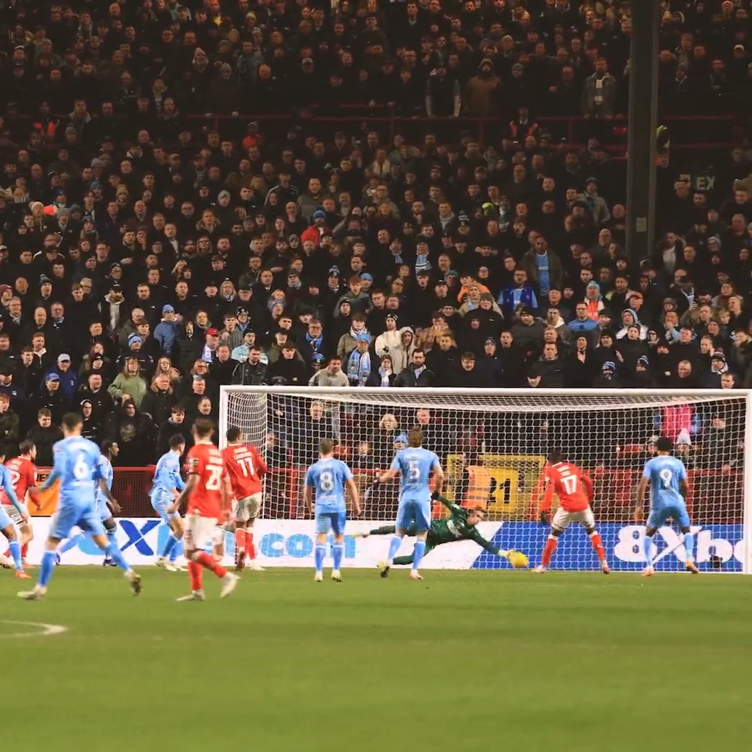 A super stop from Thomas kaminski 🧤 #cafc