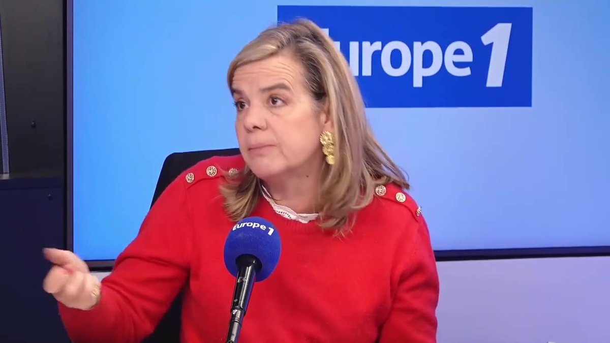Violences la nuit du Nouvel An "Qui laisse son gamin de 12 ans, dans la rue à une heure du matin sur les Champs-Élysées franchement ? Il y a lieu de se poser des questions" réagit Gabrielle Cluzel sur #Europe1