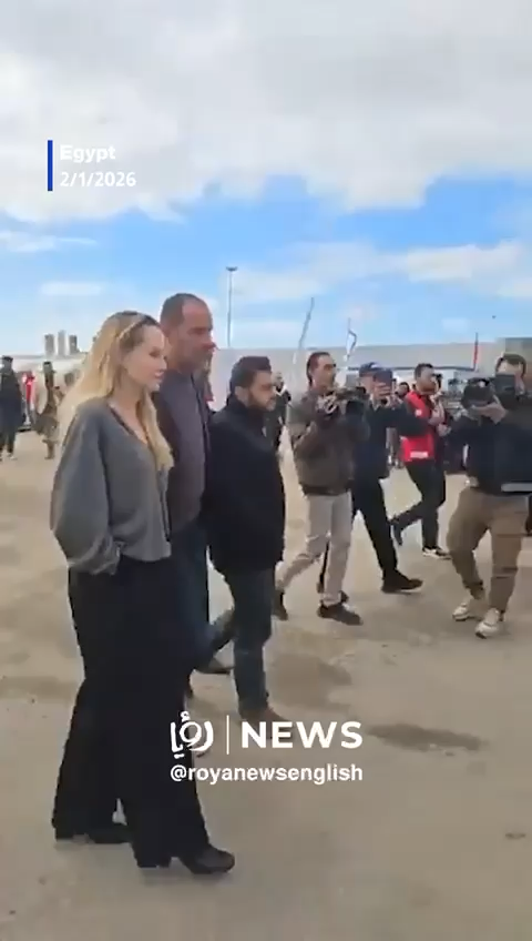 Put aside how strange it is that movie star Angelina Jolie considers herself qualified to “oversee” aid to Gaza… Why did she only go to Egypt 🇪🇬? Surely she will be criticizing Israel 🇮🇱 afterward, so why not visit the many crossings to Gaza inside Israel to get a full picture?