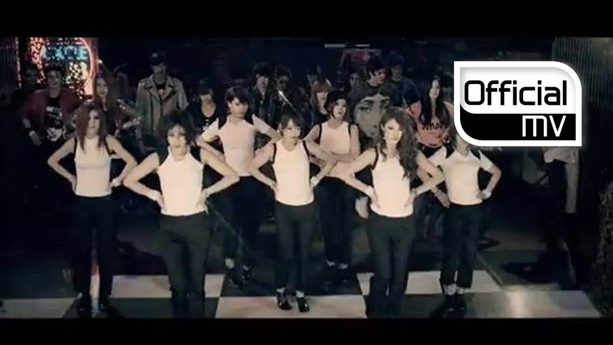 14 years ago today, T-ARA released the repackage of their 4th Mini Album titled ‘Funky Town’ with title track ‘Lovey Dovey’