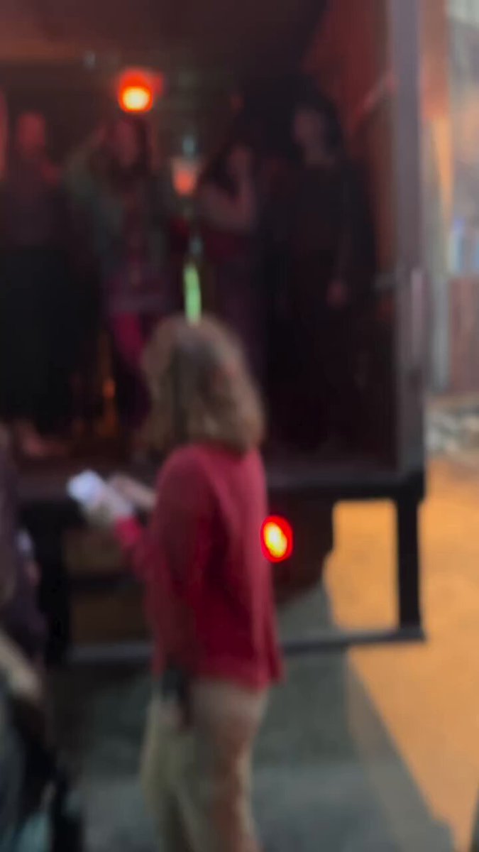Millie Bobby Brown teaching the kids the dance to Sabrina Carpenter’s “Please Please Please” on the set of #StrangerThings5